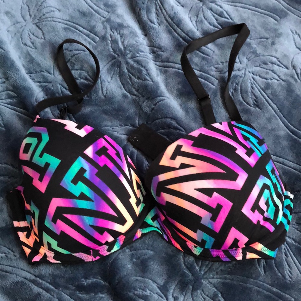 size 34D PINK “wear everywhere t-shirt” bra